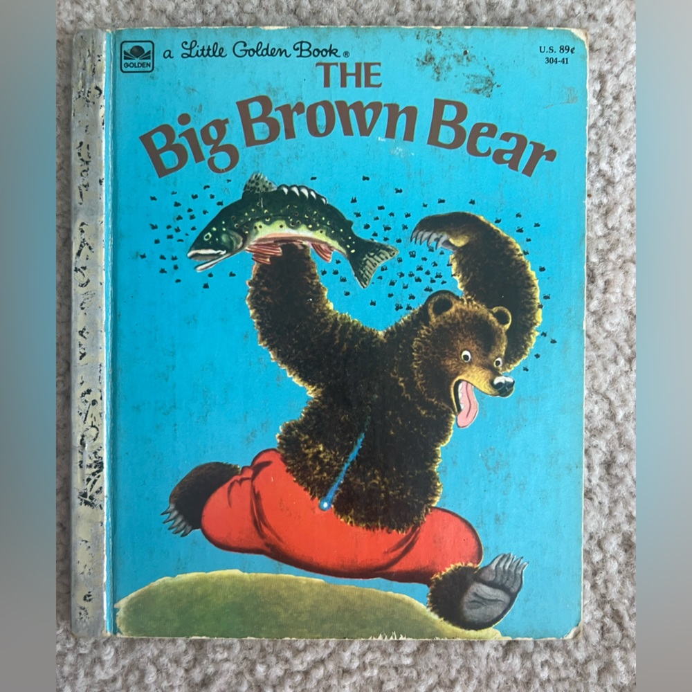 2/$10 SALE. Vintage The Big Brown Bear – A Little Golden Book (304-41)
